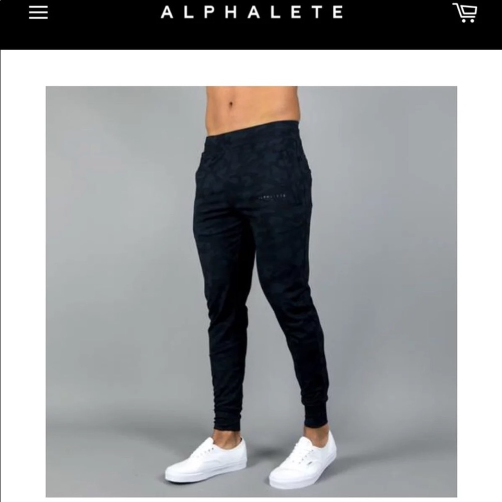 Alphalete camo joggers
